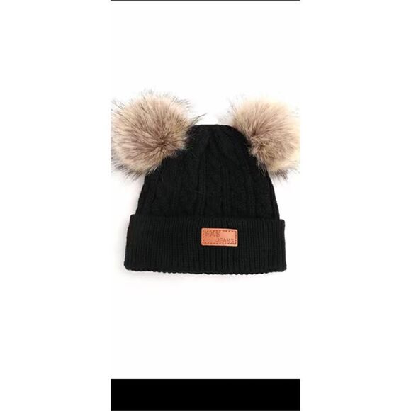 Knitted double ball, faux raccoon for winter hat - Picture 1 of 8